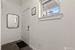 9700 Ravenna Ave NE, Seattle, WA 98115 - Photo 16