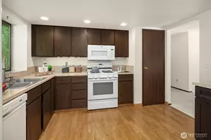 19314 103rd Ave NE, Bothell, WA 98011 - Photo 14