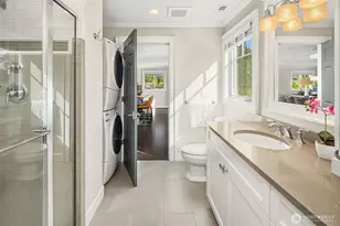7623 NE 14th St, Medina, WA 98039 - Photo 30