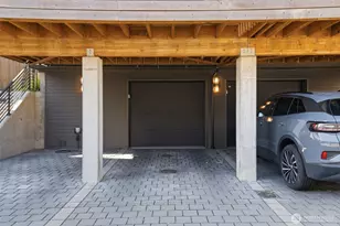 608 18th Ave E, Seattle, WA 98112 - Photo 34