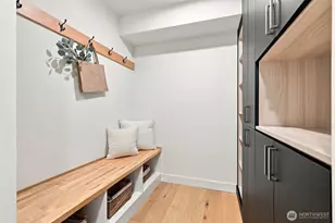 608 18th Ave E, Seattle, WA 98112 - Photo 32