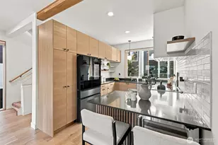 608 18th Ave E, Seattle, WA 98112 - Photo 6