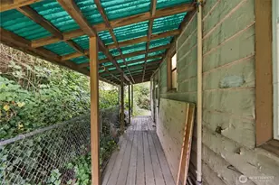 10863 Roseberg Ave S, Seattle, WA 98168 - Photo 22