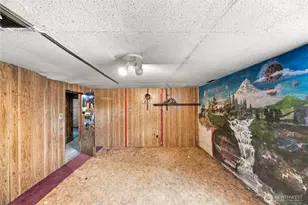 10863 Roseberg Ave S, Seattle, WA 98168 - Photo 16