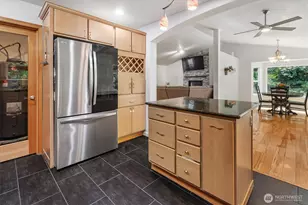 24616 94th Ave E, Graham, WA 98338 - Photo 10