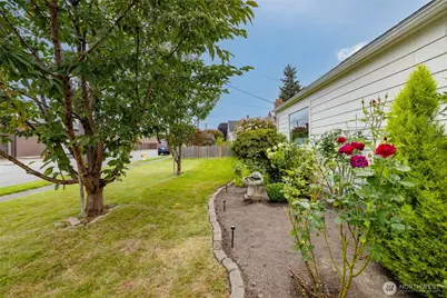 1612 Cleveland Avenue, Mount Vernon, WA 98273 - Photo 8