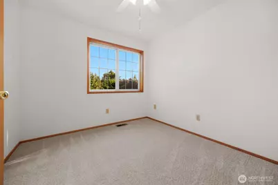 23930 100th Avenue W, Edmonds, WA 98020 - Photo 12