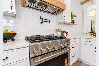1403 31st Avenue, Seattle, WA 98122 - Photo 10