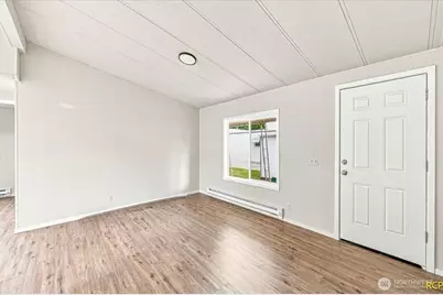 1635 West Side Highway #6, Kelso, WA 98626 - Photo 10