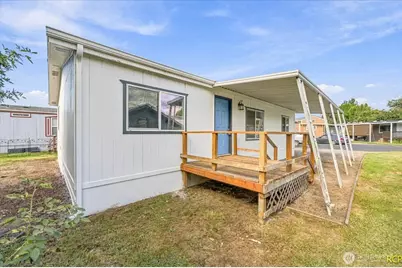 1635 West Side Highway #6, Kelso, WA 98626 - Photo 1
