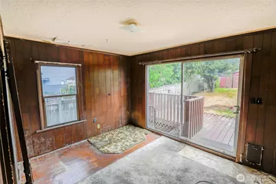 748 N 72nd Street, Seattle, WA 98103 - Photo 14