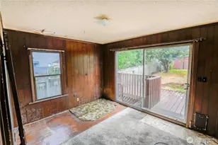 748 N 72nd St, Seattle, WA 98103 - Photo 14