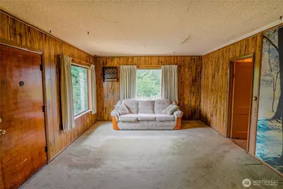748 N 72nd Street, Seattle, WA 98103 - Photo 8
