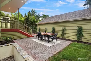 535 N 74th St, Seattle, WA 98103 - Photo 32