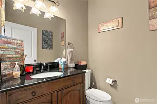 200 Crescent St, Chelan, WA 98816 - Photo 8