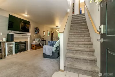 2701 19th Street Pl SW, Puyallup, WA 98373 - Photo 2