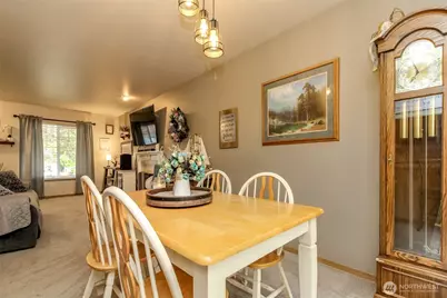 2701 19th Street Pl SW, Puyallup, WA 98373 - Photo 10