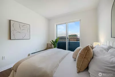 668 S Lane Street #704, Seattle, WA 98104 - Photo 6