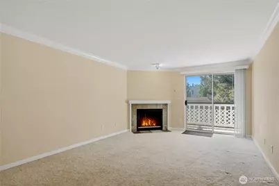 1003 156th Avenue NE #308, Bellevue, WA 98007 - Photo 2