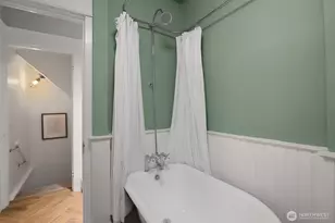 2106 Fairmount Ave SW, Seattle, WA 98126 - Photo 26
