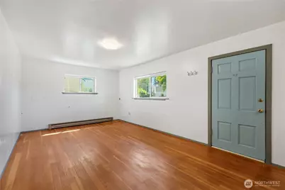 2205 Columbia Ave, Everett, WA 98203 - Photo 4