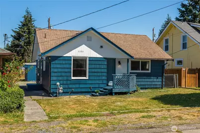 2205 Columbia Ave, Everett, WA 98203 - Photo 2