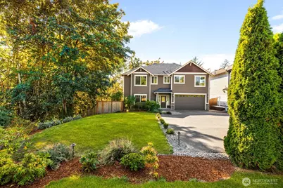 1701 Queen Ct NE, Renton, WA 98056 - Photo 2