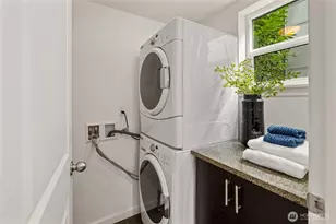 314 NW 54th St, Seattle, WA 98107 - Photo 8