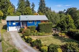 10514 SW 110th St, Vashon, WA 98070 - Photo 1