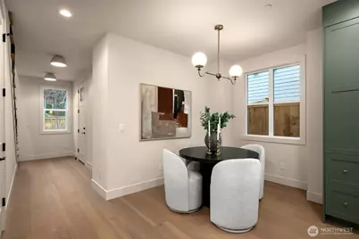 10612 NE 54th Lane, Kirkland, WA 98033 - Photo 12