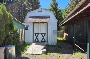 801 Division Ave, Morton, WA 98356 - Photo 28