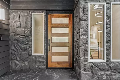 17037 154th Place SE, Renton, WA 98058 - Photo 4