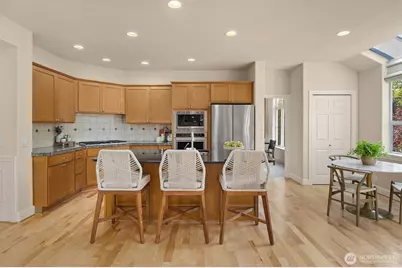 4617 229th Place SE, Sammamish, WA 98075 - Photo 8