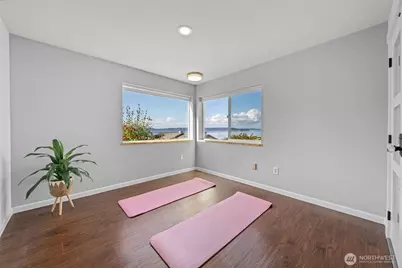 28904 5th Avenue S, Federal Way, WA 98003 - Photo 32