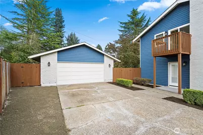 19506 134th Avenue SE, Renton, WA 98058 - Photo 2