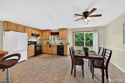 210 N Street SE, Tumwater, WA 98501 - Photo 10