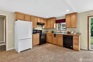 210 N St SE, Tumwater, WA 98501 - Photo 12