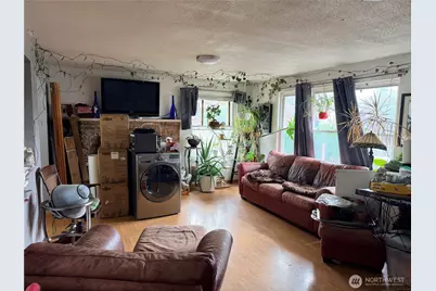 8629 16th Avenue SW, Seattle, WA 98106 - Photo 2