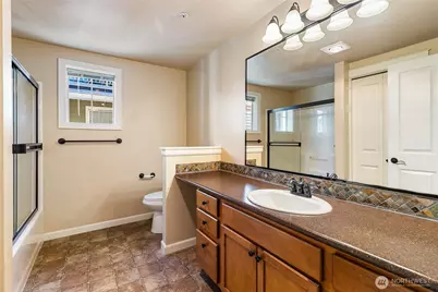 690 32nd Street #B301, Bellingham, WA 98225 - Photo 10