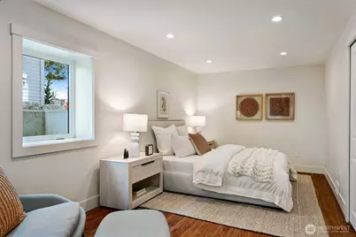 4106 Burke Avenue N, Seattle, WA 98103 - Photo 30