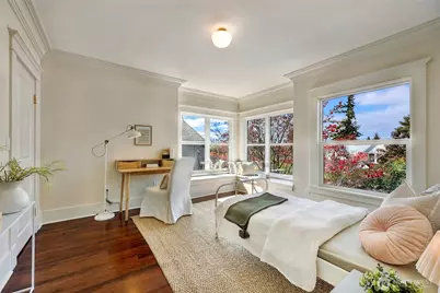 4106 Burke Avenue N, Seattle, WA 98103 - Photo 24