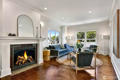 4106 Burke Avenue N, Seattle, WA 98103 - Photo 6