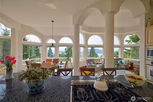 11746 McCorkle Pl, Anacortes, WA 98221 - Photo 12