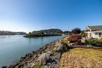 119 Lummi Dr, La Conner, WA 98257 - Photo 16
