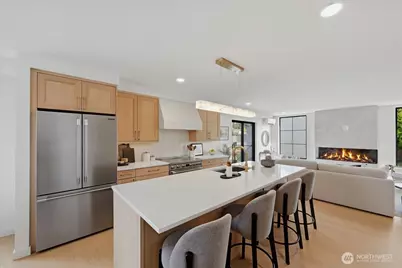306 Daley Street, Edmonds, WA 98020 - Photo 16