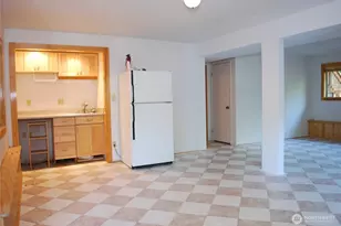 18016 S Tapps Dr E, Lake Tapps, WA 98391 - Photo 20