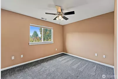 11407 135th Street E, Puyallup, WA 98374 - Photo 22
