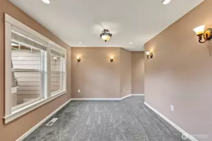 11407 135th St E, Puyallup, WA 98374 - Photo 6