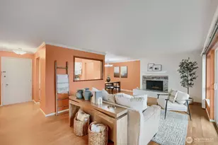 550 Elm Way, Edmonds, WA 98020 - Photo 4