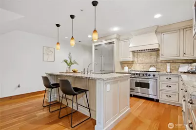 10620 NE 9th Place #TH-6, Bellevue, WA 98004 - Photo 20